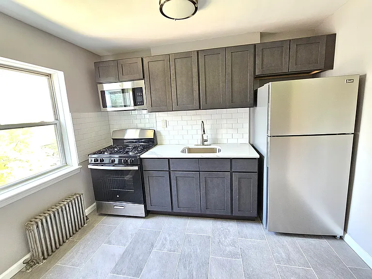 836 Jersey Ave #2 — Photo 12