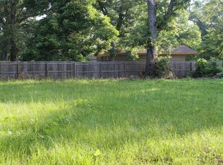 208 Neel Pl, Thomasville, GA 31792
