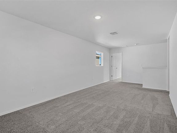 5th image of 13031 Bluff Oak Way #13031