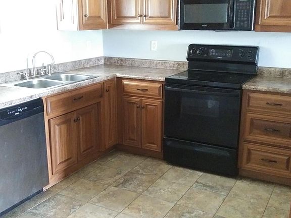 3rd image of 1481 San Bernardino Way