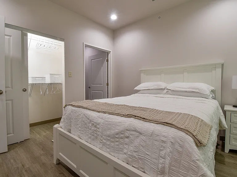Terrace Place Apartments — Photo 41