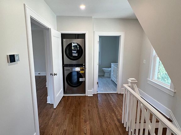 4th image of 1 Fairview Ave #2
