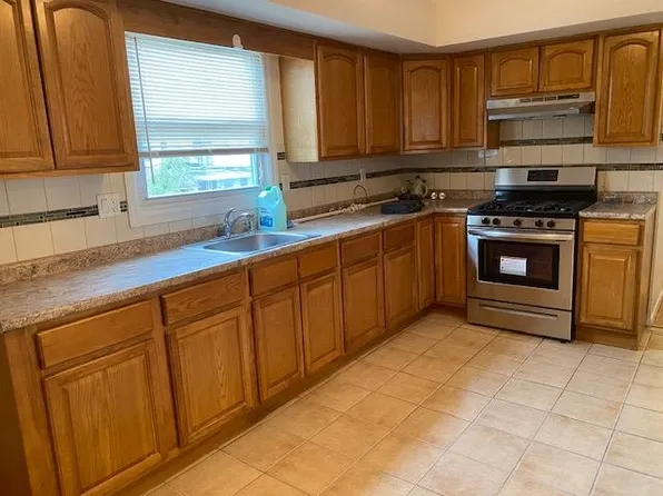 738 Kennedy Boulevard image 13 of 21