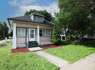 208 E Walnut St, Ogden, IA 50212