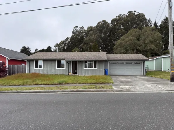 1397 Underwood Rd, McKinleyville, CA 95519