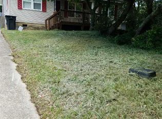 408 W 1st St, Kill Devil Hills, NC 27948