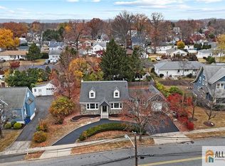 527 S Plainfield Ave, South Plainfield, NJ