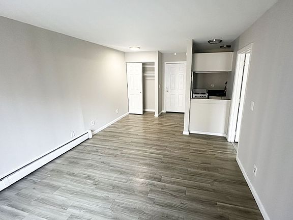 4th image of 714 Clifton Colony Dr #630-17