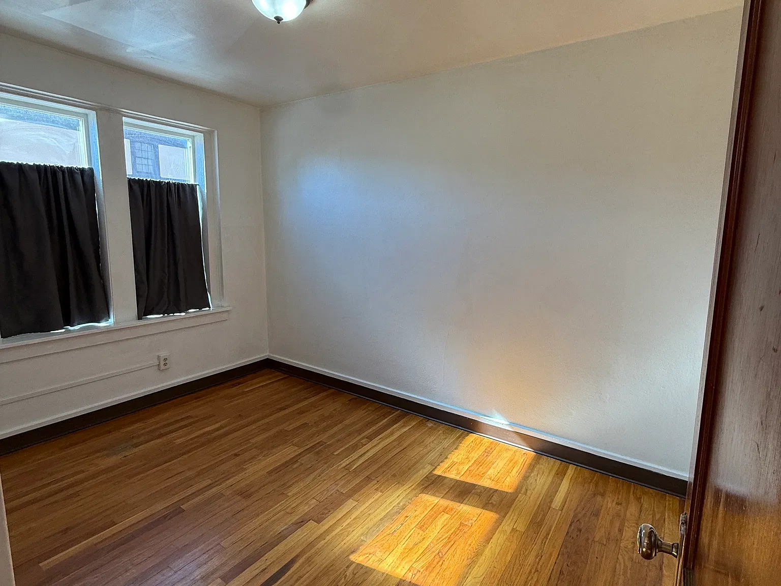 1 bed, 700 sqft, $935 — Photo 2