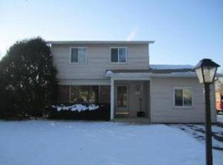 165 Balmoral Dr, Bolingbrook, IL