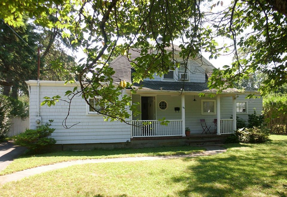 1st image of 80 Halsey St