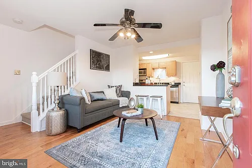 1136 Oneil St Photo 1