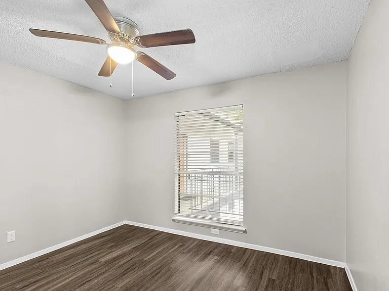 Flats at Berkman — Photo 8