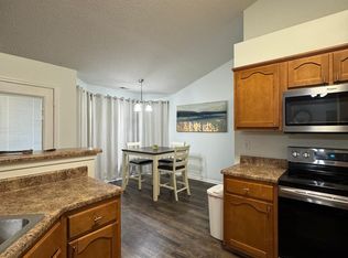 8301 Manhatten Dr, Southaven, MS 38671