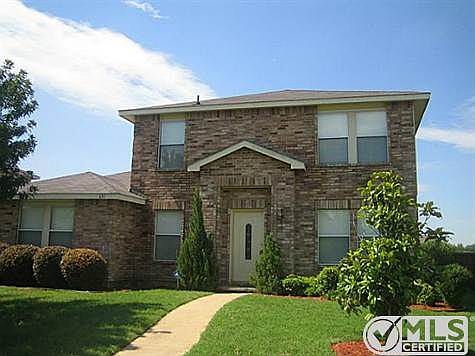 1st image of 631 Bluechalk Dr