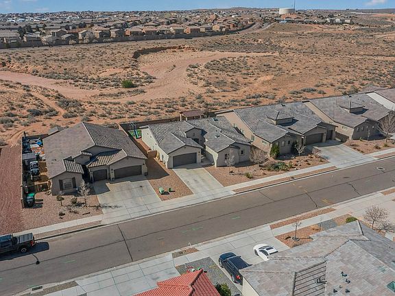 5th image of 7221 Aldan Dr NE