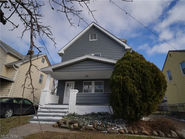 3043 W 111th St, Cleveland, OH 44111