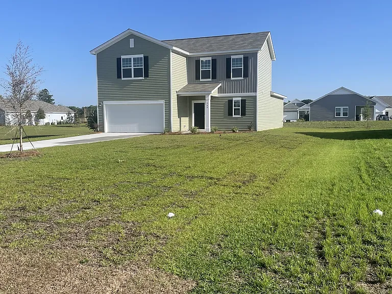 349 Sporting Dr — Photo 2