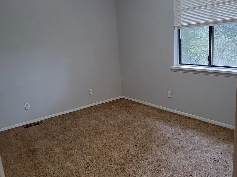 2045 Lee Road 235 — Photo 9