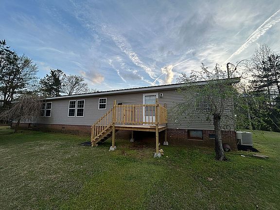 4th image of 1125 Clifft Rd