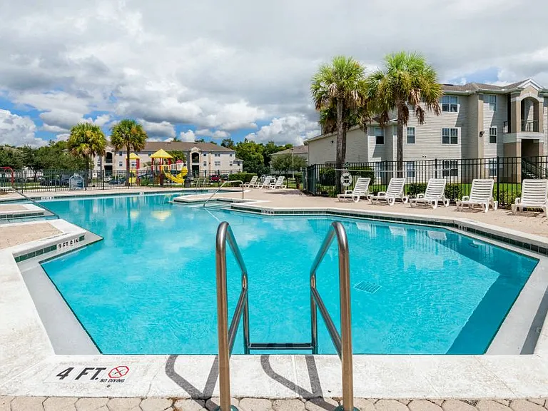 Westwood Apartments — Photo 4