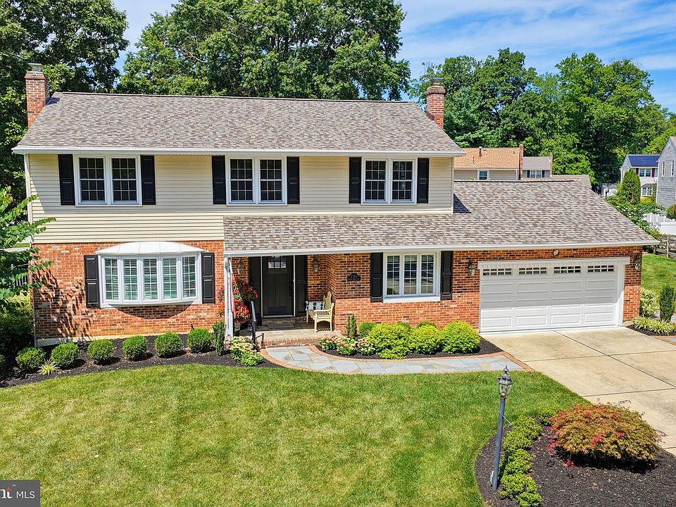 1st image of 2301 Beacon Hill Dr