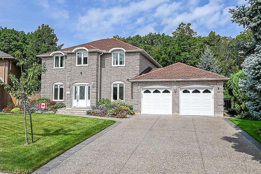 1st image of 109 Maple Dr