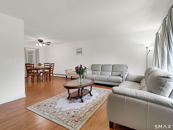 3rd image of 4 Cherry Heights Terrace
