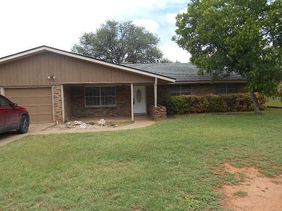 2nd image of 3522 Judith Ln