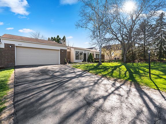 3rd image of 5327 Fairway Ct