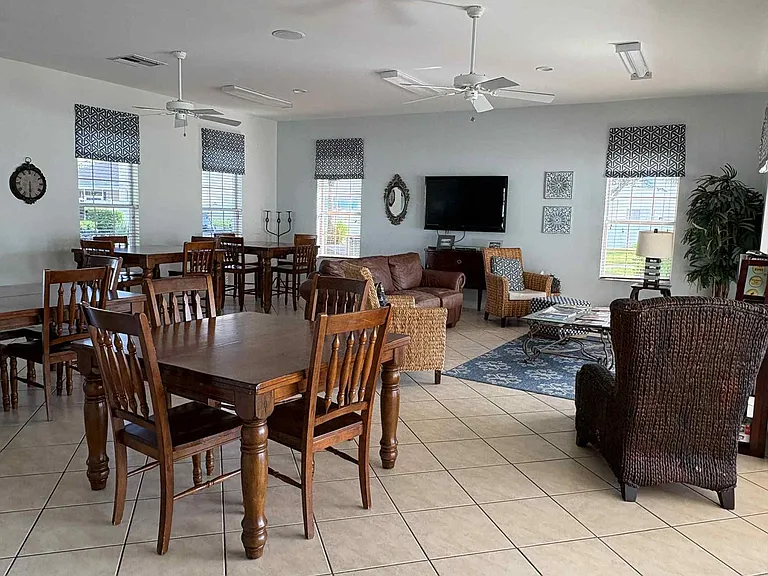 3619 Pine Oak Cir #108 — Photo 27