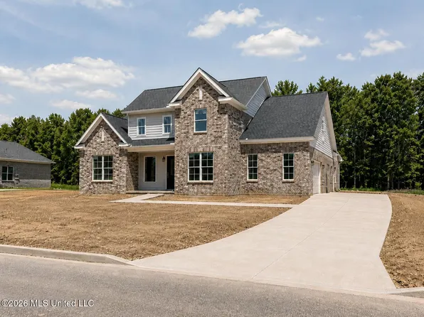 7422 Newbury Dr, Olive Branch, MS 38654