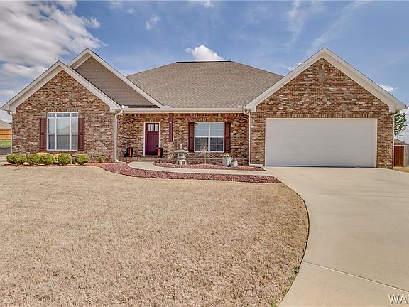 2nd image of 13485 Maple Leaf Cir