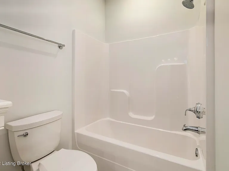 9409 Civic Way — Photo 27