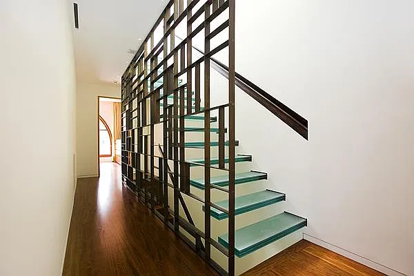 Rented by Modlin Group | media 8