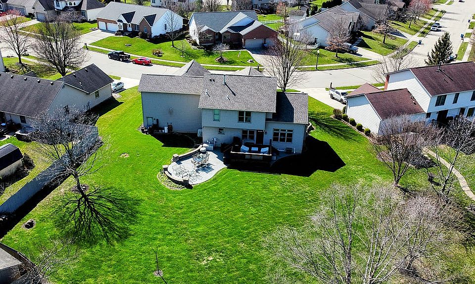 2nd image of 749 Copperfield Ln