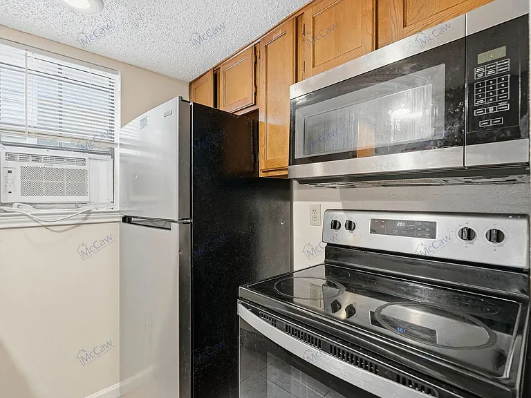 9520 Royal Ln #209 — Photo 12