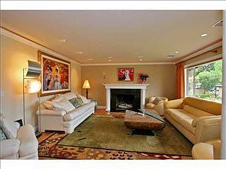 3rd image of 861 Country Club Ln