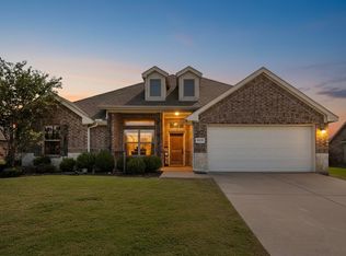 135 Hillcrest Way, Crandall, TX 75114