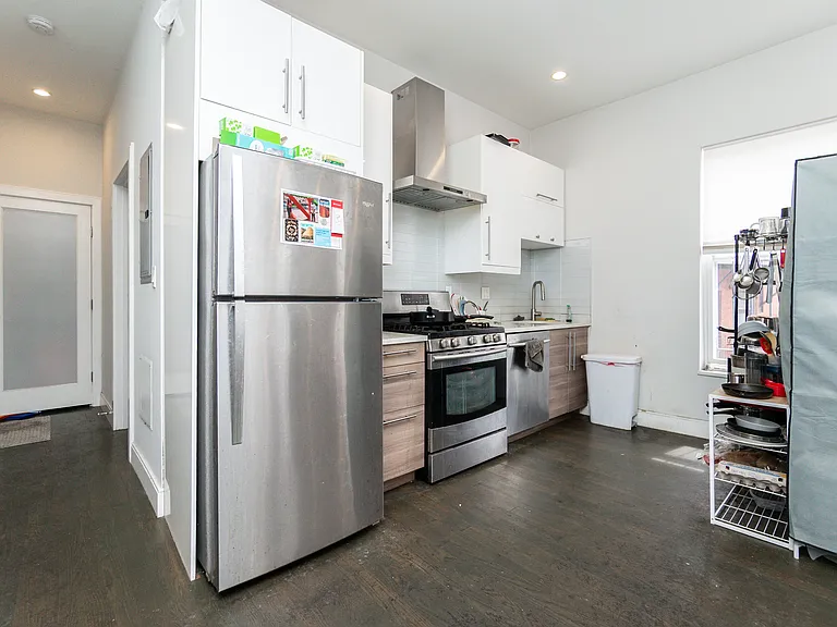 78 Forest St #1 — Photo 2