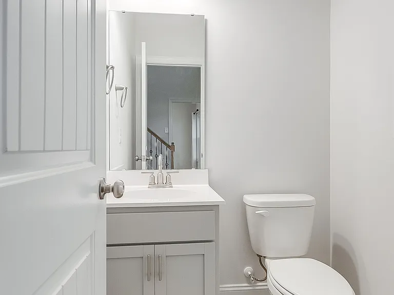 917 Uplands Ln — Photo 11