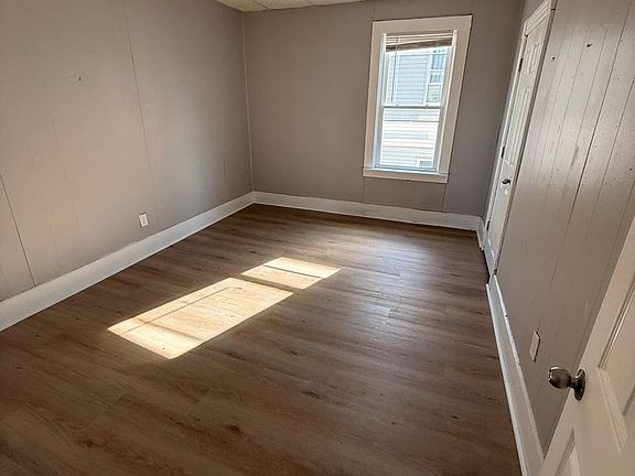 4th image of 273 Grafton St APT 3