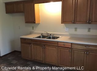 5920 N 70th St, Milwaukee, WI 53218