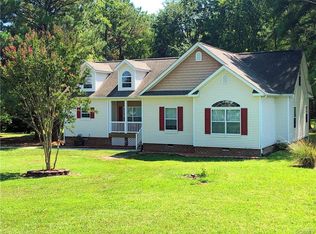 4421 Centralia Rd, Chester, VA 23831