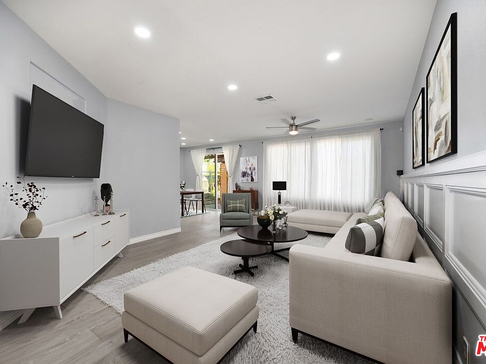 ガーページ 1251 E Agape Ave, San Jacinto, CA 92583 | Zillow
