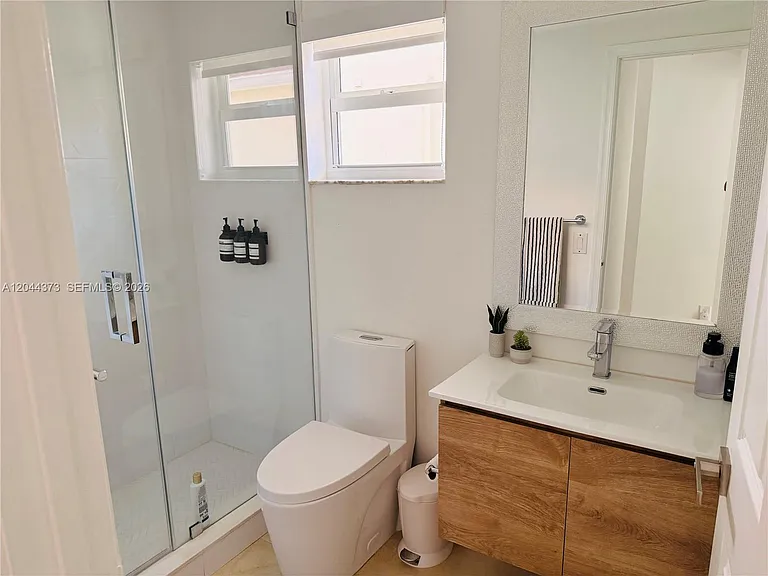 646 Stanton Dr — Photo 24