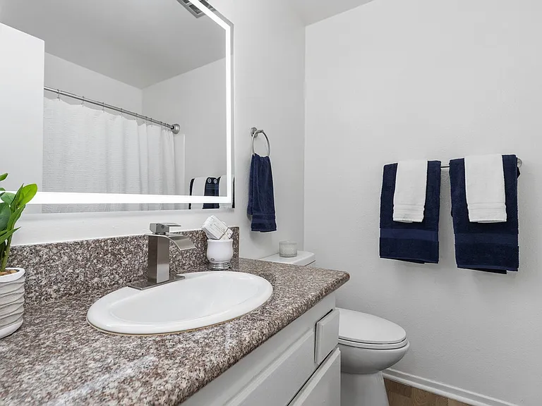 Sutter's Mill Apartments — Photo 23