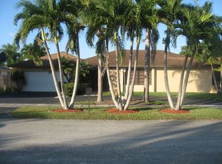 11551 SW 99th St, Miami, FL 33176
