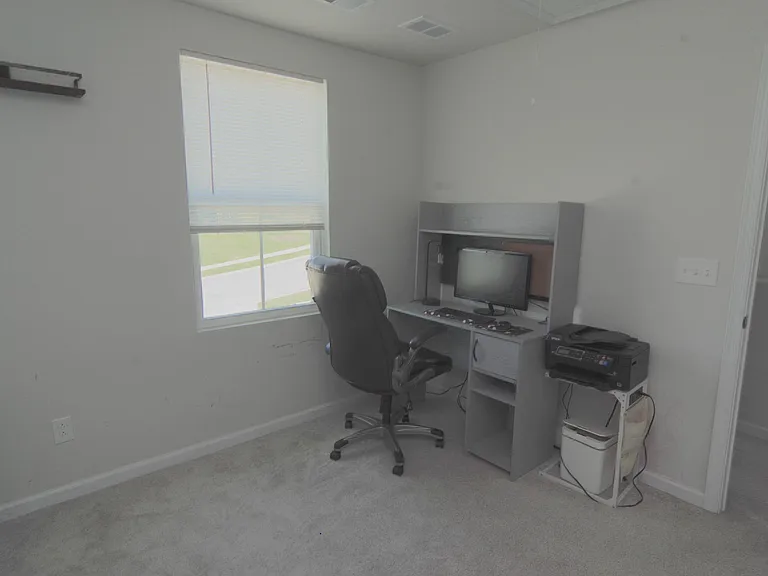 385 Saskatoon Dr — Photo 20