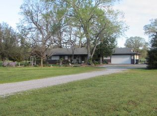 3099 White Oak Dr, Cottonwood, CA 96022